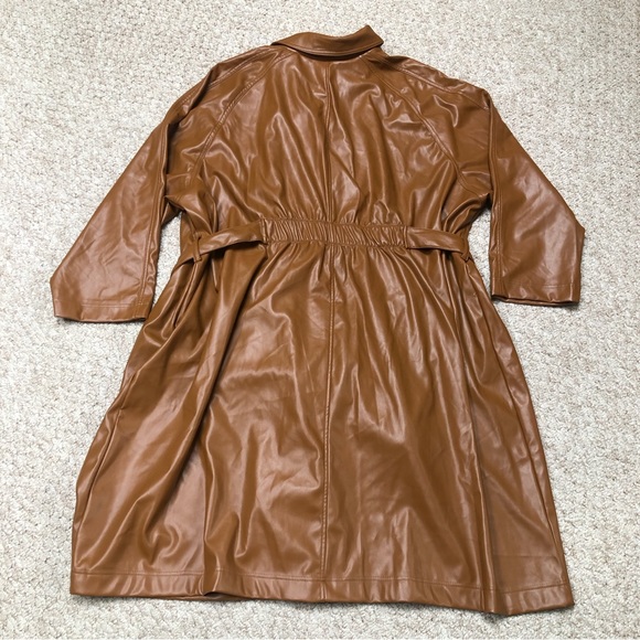 NWOT Ava & Viv plus size faux leather belted trench coat. Caramel size 4X - Picture 5 of 8